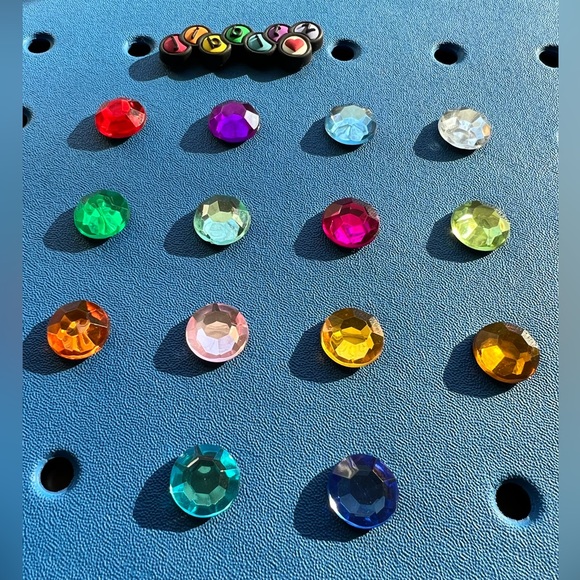 Jibbitz Accessories - Birthstone Gems Jibbitz Garnet - January (Deep Red)